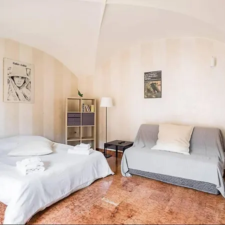 Fantuzzi Apartment *